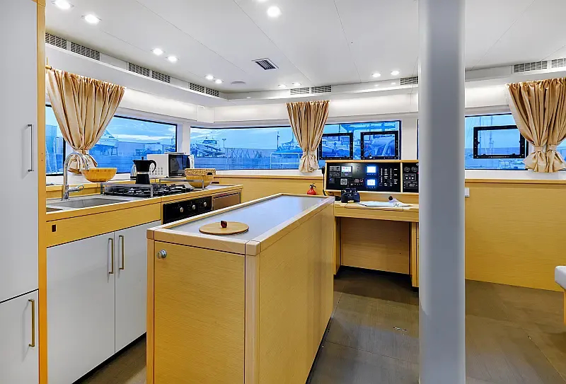 Lagoon 52F (ID=8684) - фото 40