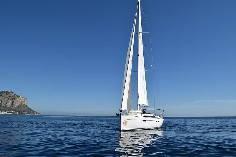 Bavaria Cruiser 46 (ID=877) - фото 9