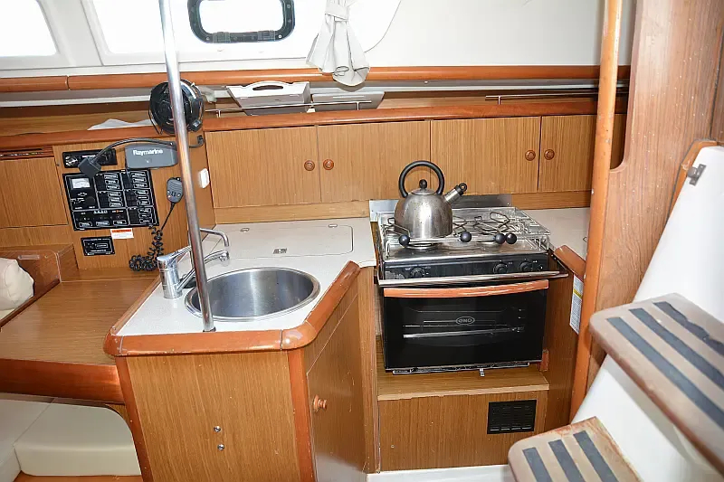 Sun Odyssey 32i (ID=88) - фото 34