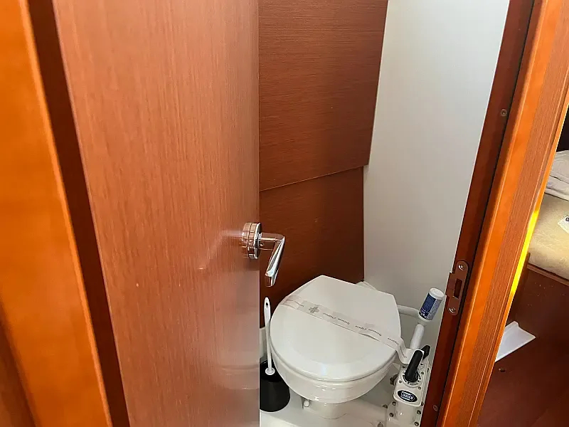 Oceanis 38.1 (ID=8832) - фото 7