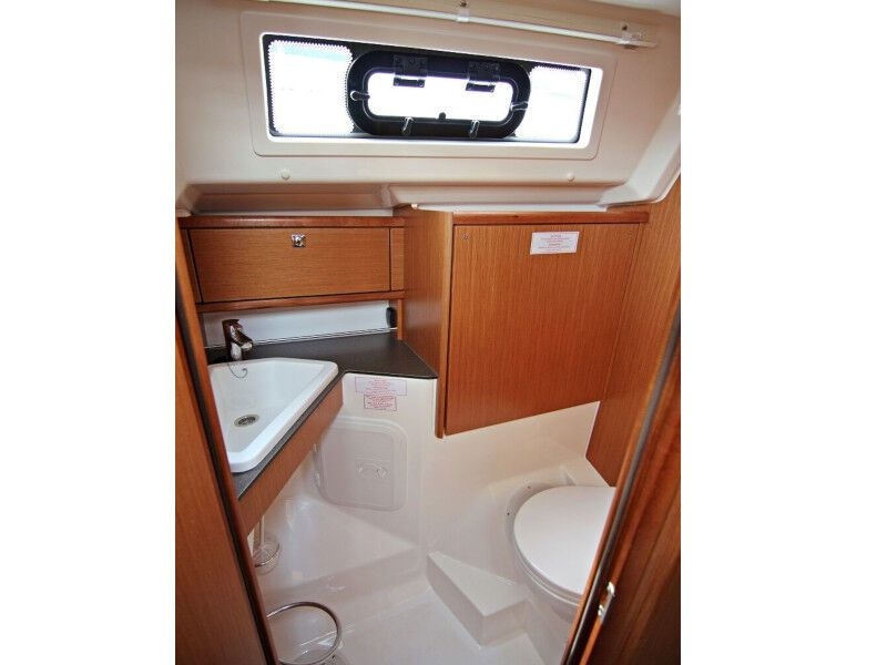 Bavaria Cruiser 34 (ID=8844) - фото 12