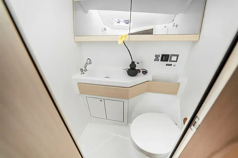 Oceanis 46.1 (ID=907) - фото 12