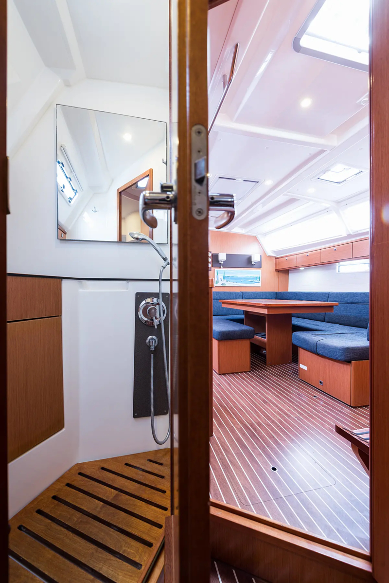 Bavaria Cruiser 46 (ID=912) - фото 13