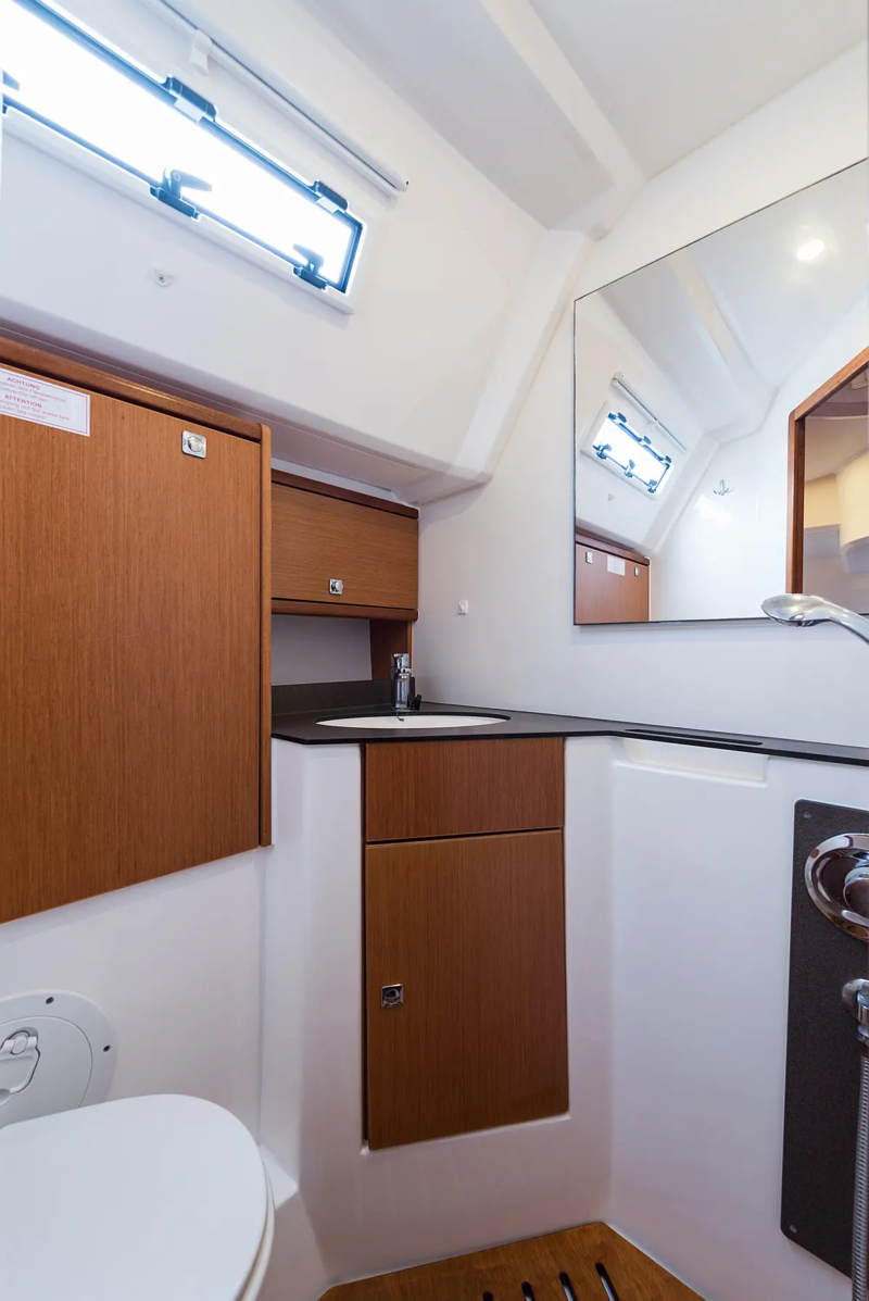 Bavaria Cruiser 46 (ID=912) - фото 14