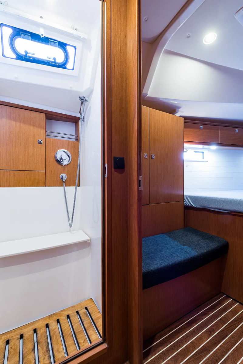 Bavaria Cruiser 46 (ID=912) - фото 16