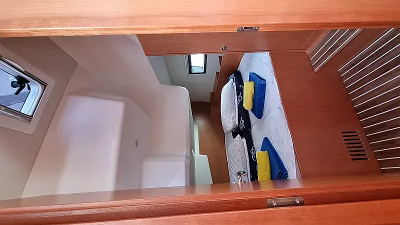 Bavaria C42 (ID=9124) - фото 7