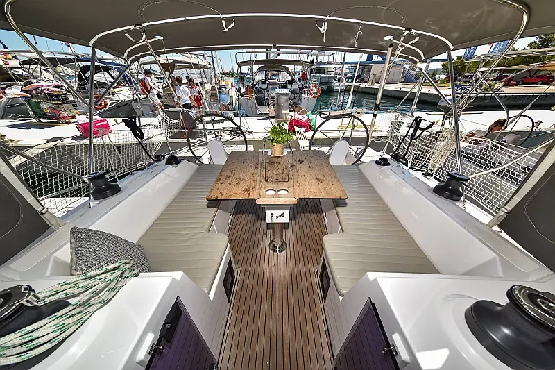 Bavaria C38 (ID=9247) - фото 17