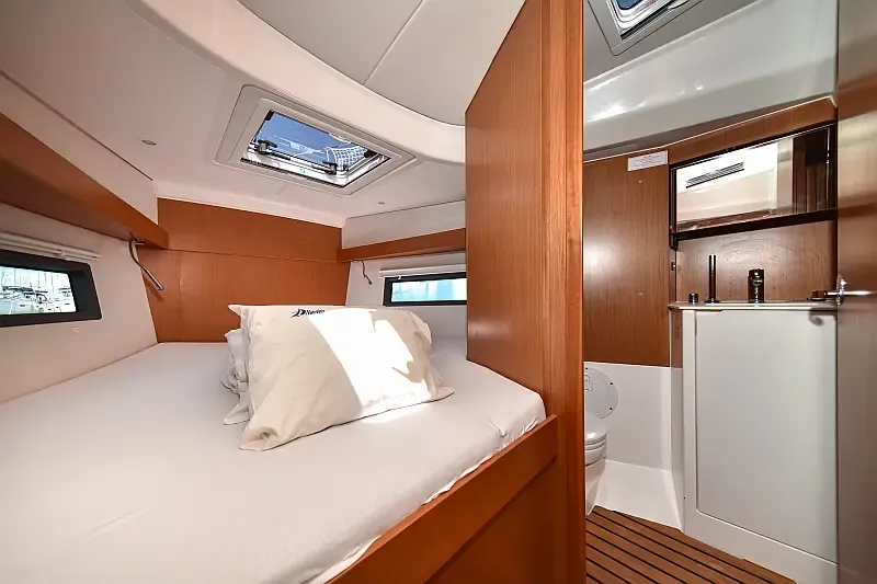 Bavaria C38 (ID=9247) - фото 31