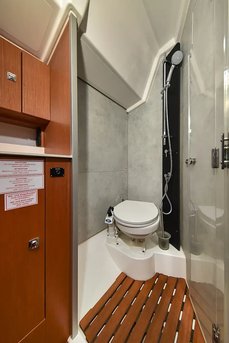 Bavaria C38 (ID=9247) - фото 29