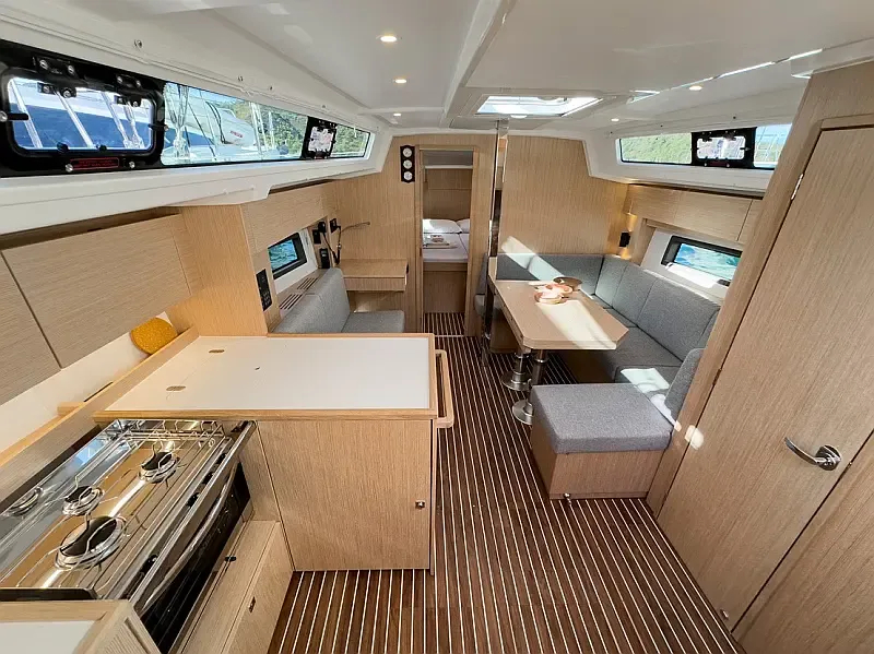 Bavaria C38 (ID=9383) - фото 13