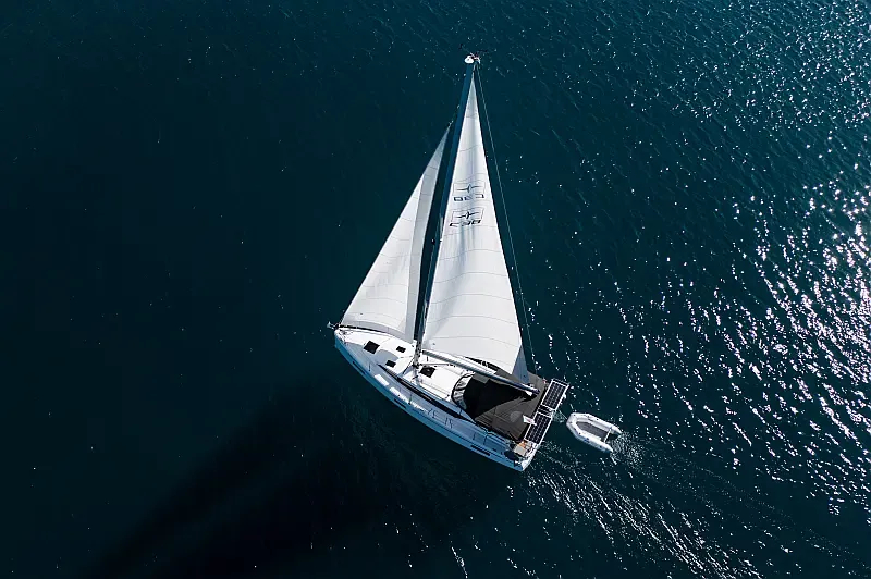 Bavaria C38 (ID=9420) - фото 11