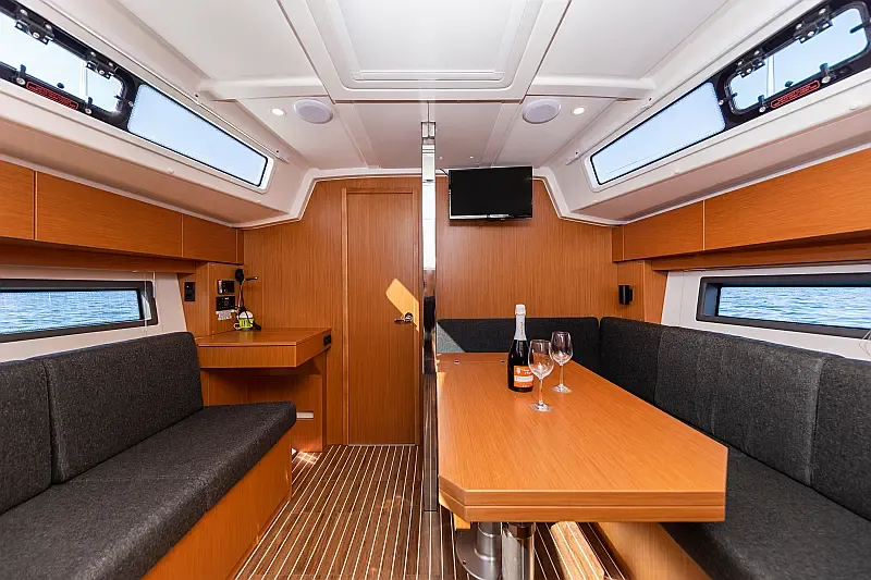 Bavaria C38 (ID=9420) - фото 17