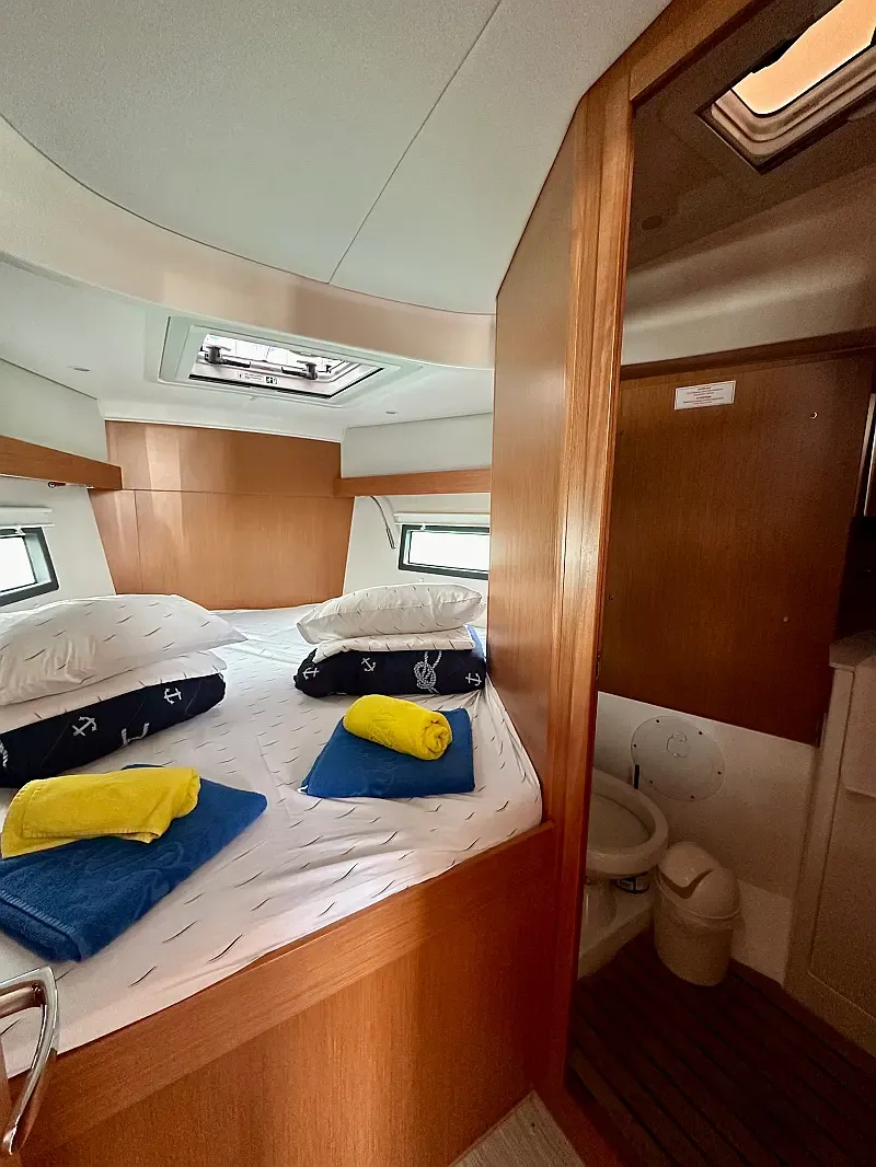 Bavaria C38 (ID=9451) - фото 12