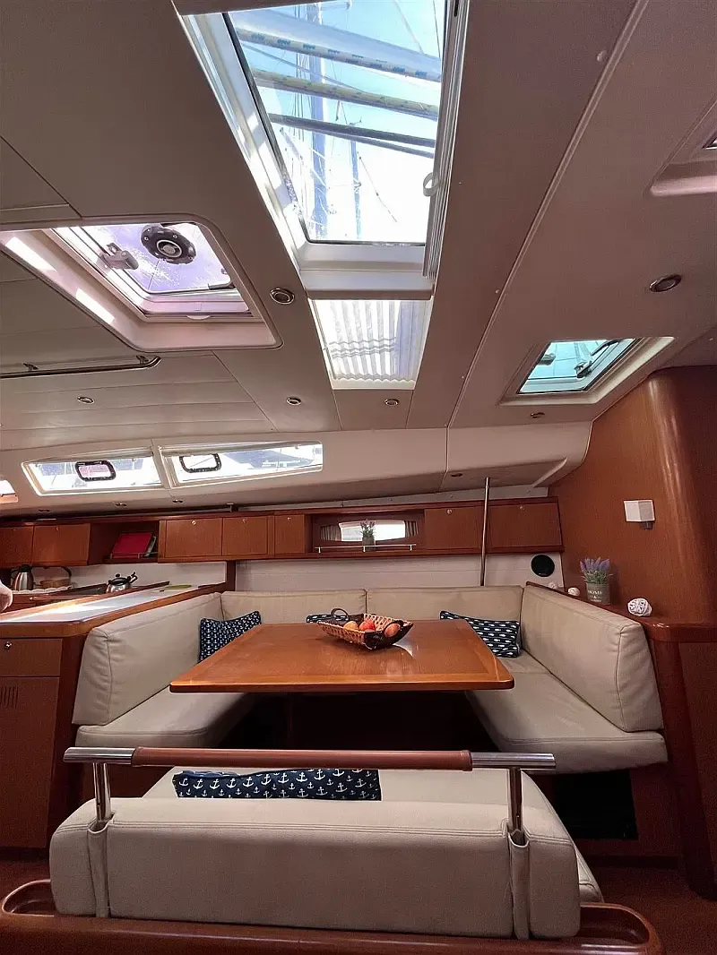 Oceanis 54 (ID=9503) - фото 8