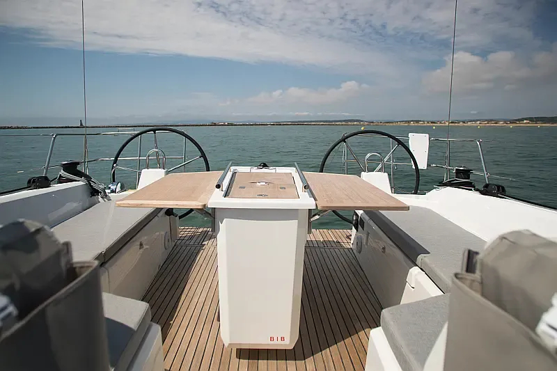 Oceanis 40.1 (ID=9505) - фото 14