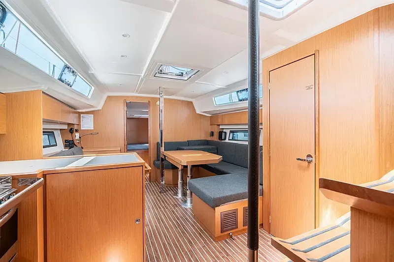 Bavaria C42 (ID=9584) - фото 7