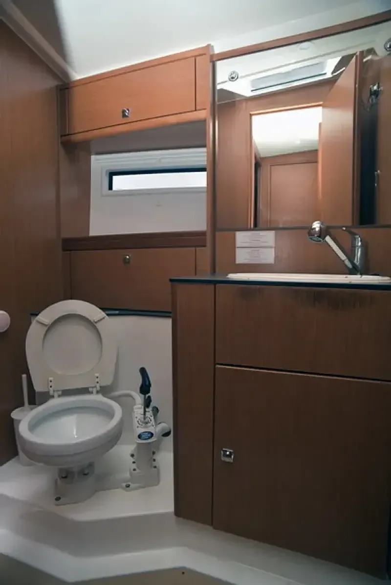 Bavaria Cruiser 56 (ID=9729) - фото 20