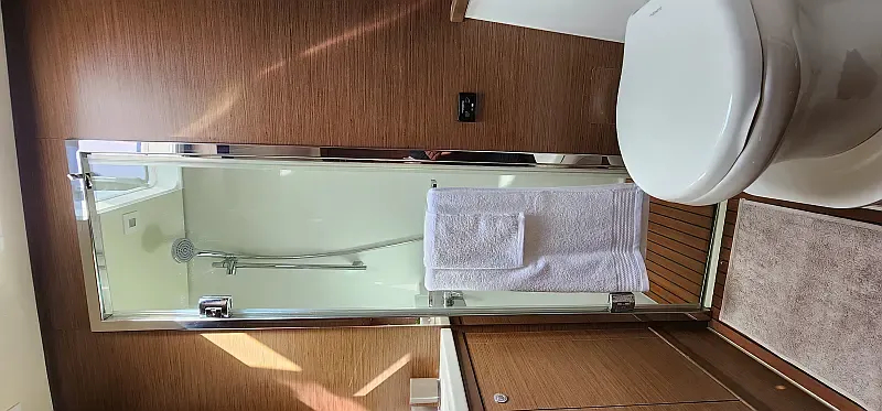 Lagoon 52F (ID=9885) - фото 2