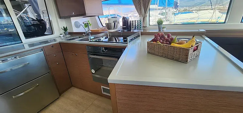 Lagoon 52F (ID=9885) - фото 26