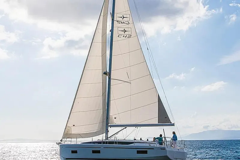 Bavaria C42 (ID=9923) - фото 4