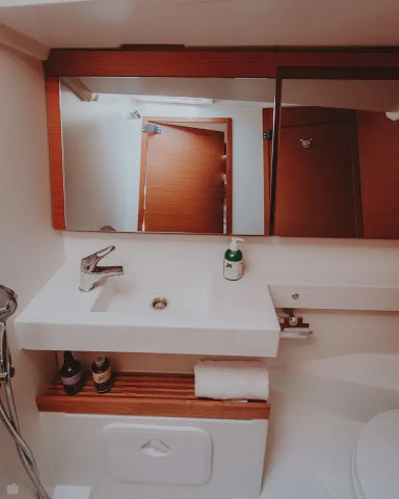 Sun Odyssey 440 (ID=997) - фото 9