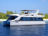 Power Catamaran (ID=10230)