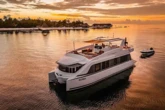 Power Catamaran (ID=10230)