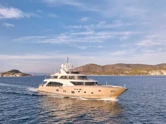 Luxury Motor Yacht (ID=15934)